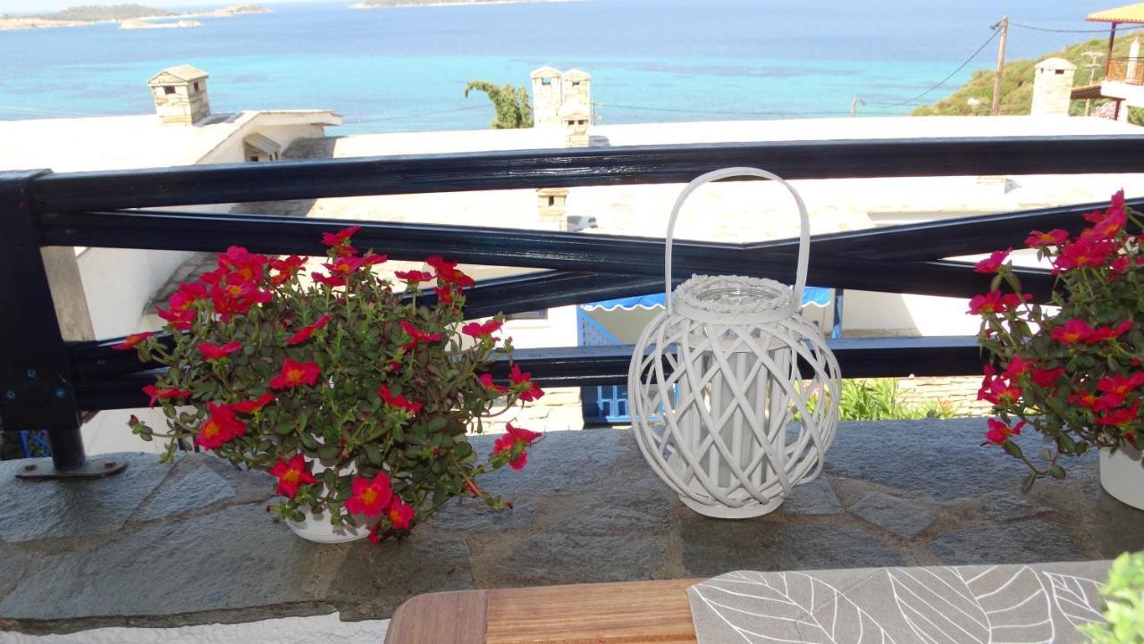 Ferienwohnung House With Marvelous View Ouranoupoli Exterior foto