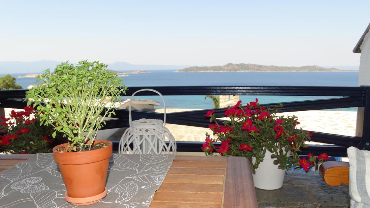 Ferienwohnung House With Marvelous View Ouranoupoli Exterior foto